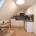 Bg Living & Hosting - Hochwertige Im Zentrum Von - 3 Gaeste, Wlan & Waschmaschine 公寓 *