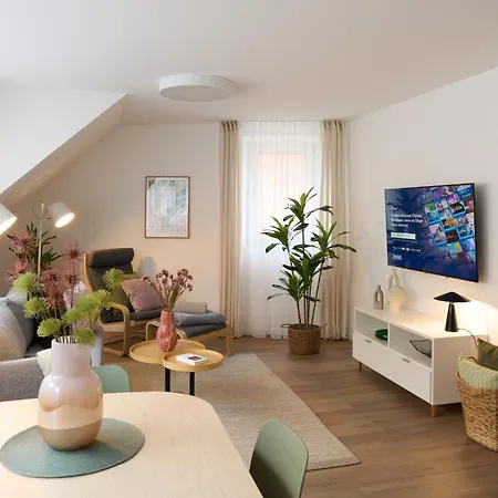 شقة Bg Living & Hosting - Hochwertige Im Zentrum Von - 3 Gaeste, Wlan & Waschmaschine فيتليش