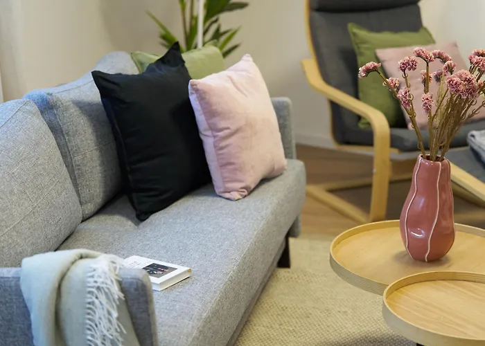 Bg Living & Hosting - Hochwertige Im Zentrum Von - 3 Gaeste, Wlan & Waschmaschine Апартаменты