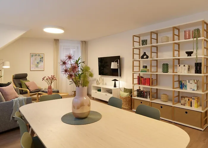 Bg Living & Hosting - Hochwertige Im Zentrum Von - 3 Gaeste, Wlan & Waschmaschine Апартаменты