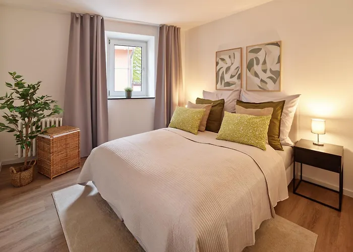 Bg Living & Hosting - Hochwertige Im Zentrum Von - 3 Gaeste, Wlan & Waschmaschine Апартаменты